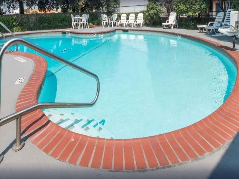 Days Inn South Форт-Уэрт Экстерьер фото