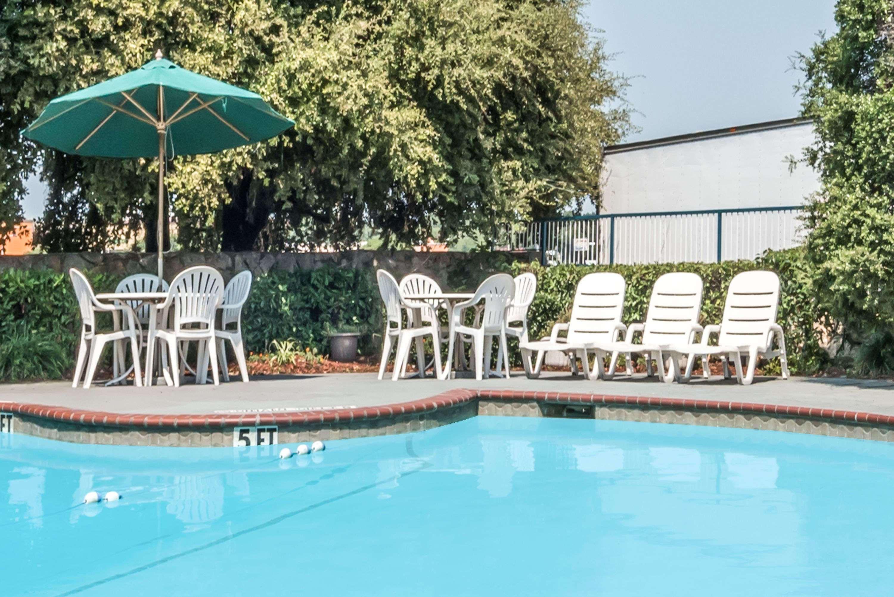 Days Inn South Форт-Уэрт Экстерьер фото