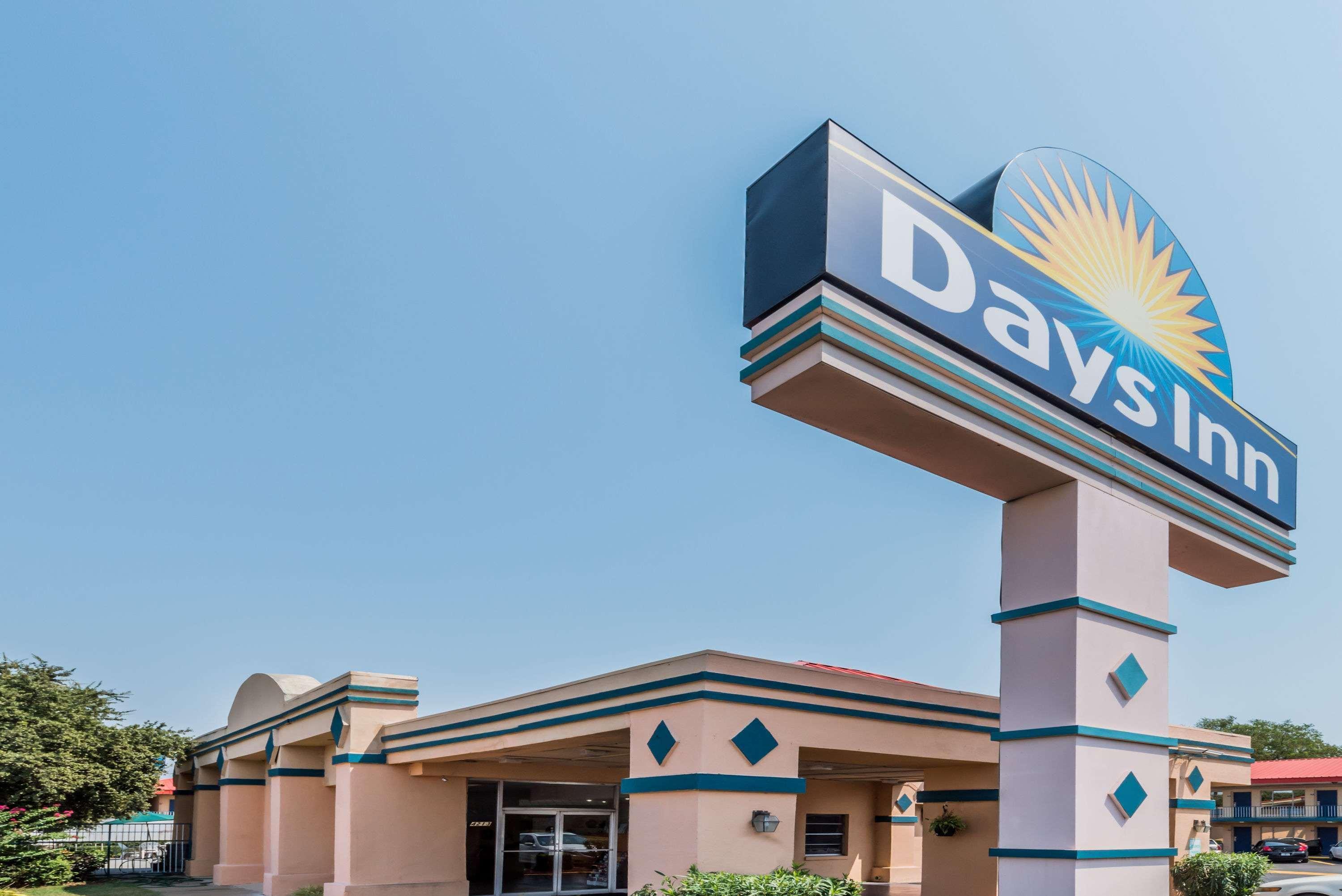 Days Inn South Форт-Уэрт Экстерьер фото