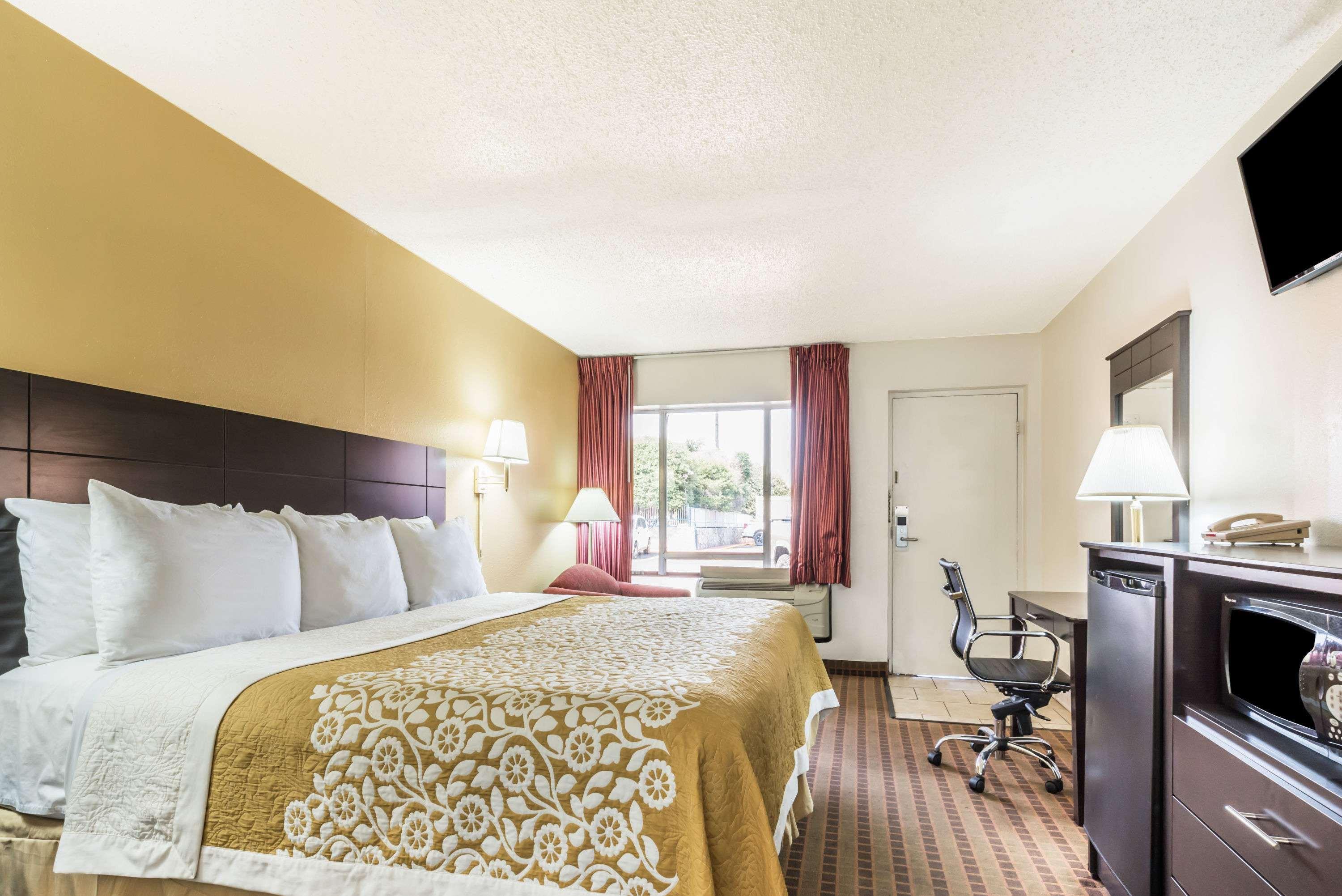 Days Inn South Форт-Уэрт Экстерьер фото