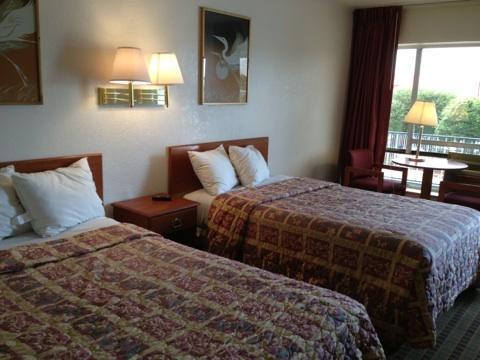 Days Inn South Форт-Уэрт Экстерьер фото