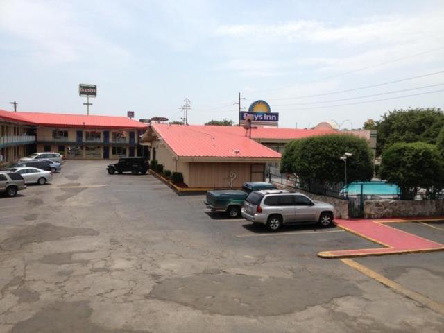 Days Inn South Форт-Уэрт Экстерьер фото